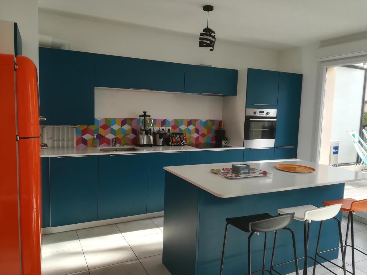 Bel Appartement Avec Terrasse - Plage De Carro A Pied Martigues Exterior photo